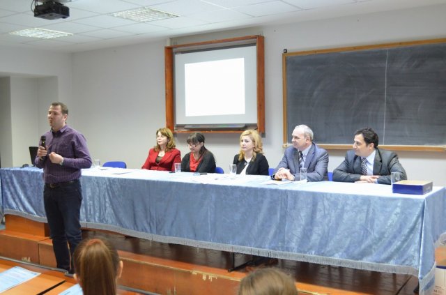 Conferința intermediară